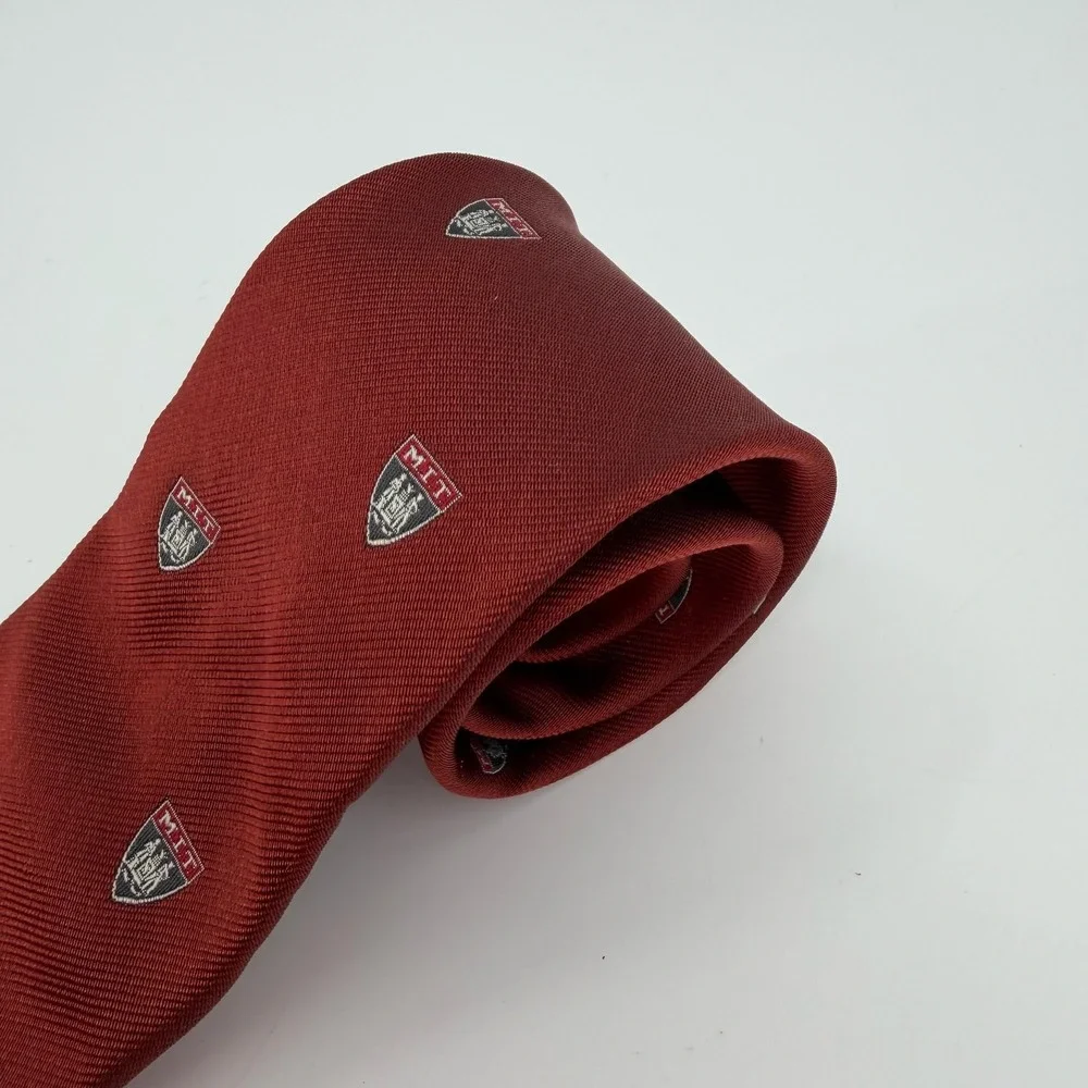 Vtg 90s Rivetz of Boston Tie Mens Silk MIT Crest Logo Burgundy Red Necktie Ivy